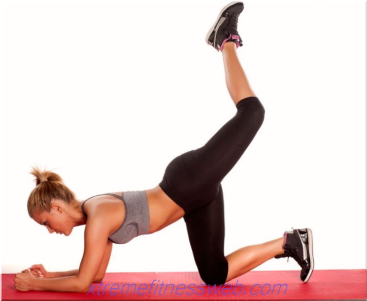 a set of exercises for the buttocks at home